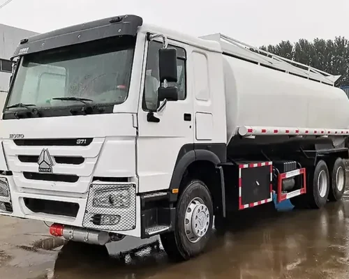 HOWO-Fuel-Tank-Truck-2